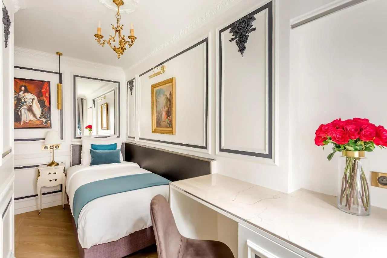 Merveil - Luxury -champs Elysees- Ponthieu I Paříž