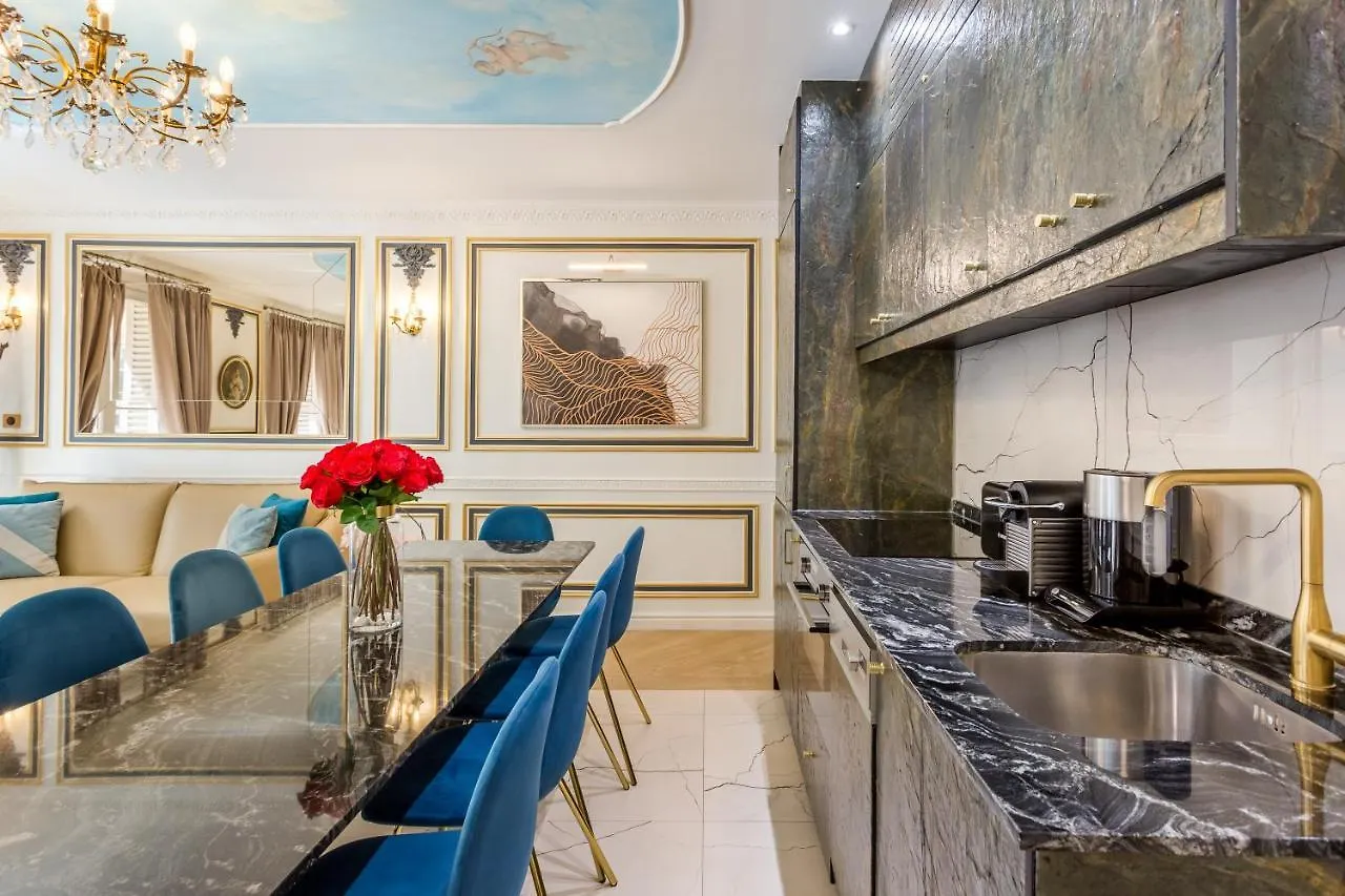 Merveil - Luxury -champs Elysees- Ponthieu I Daire Paris
